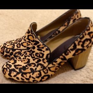 Splendid Block-Heeled Leopard Print shoe
